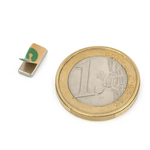 Aimant autocollant 10x5x1mm, puissance 0.5kg