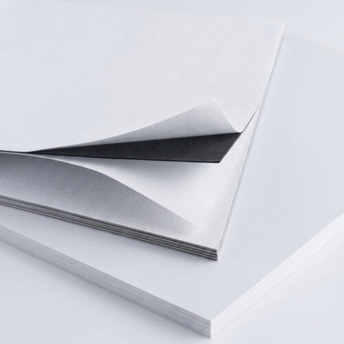 Feuille aimantée recto verso autocollante